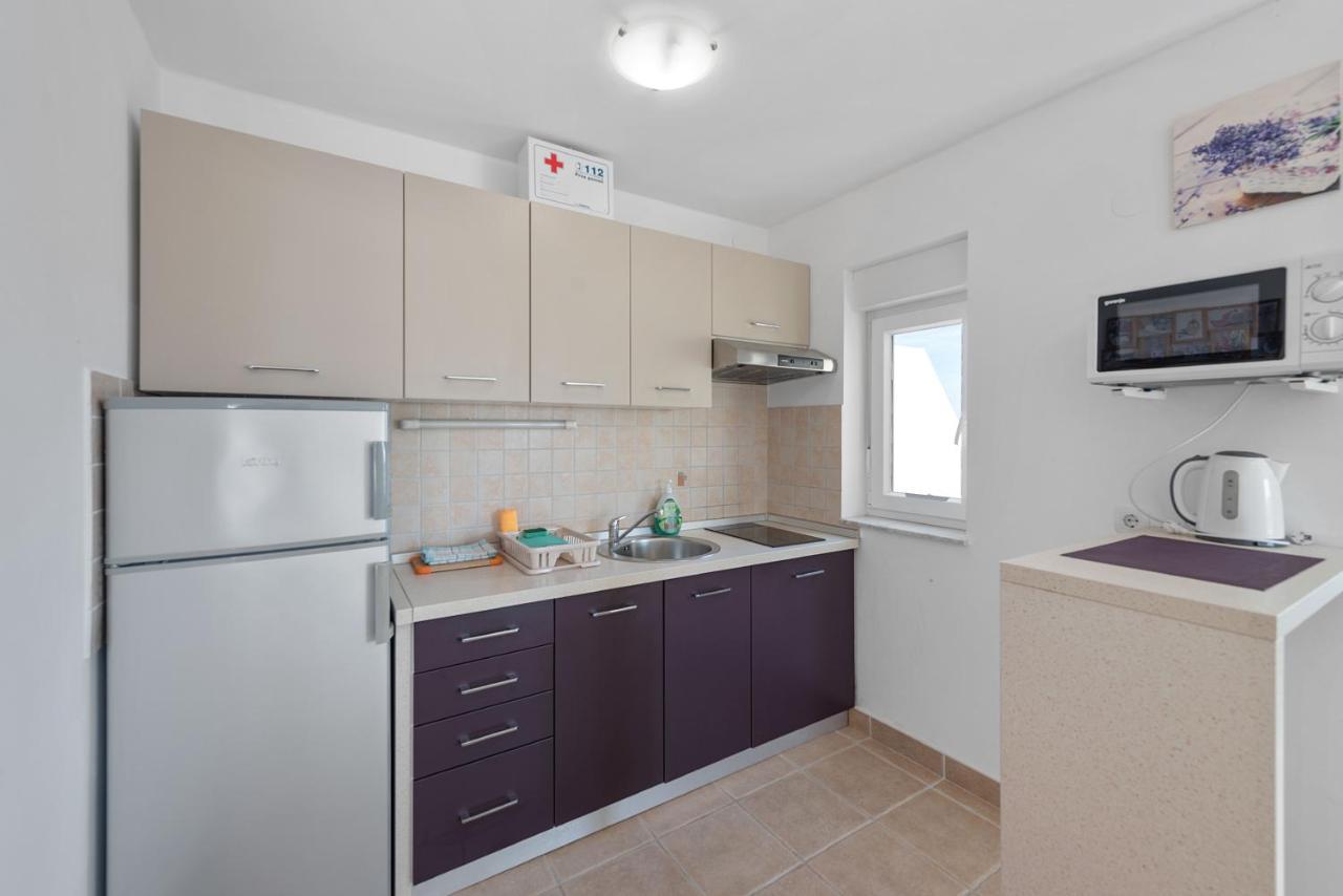 Apartments Joni Cikat Mali Losinj Exterior photo